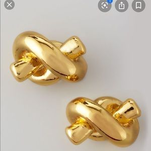 Kate Spade Sailors’s knot stud earring gold